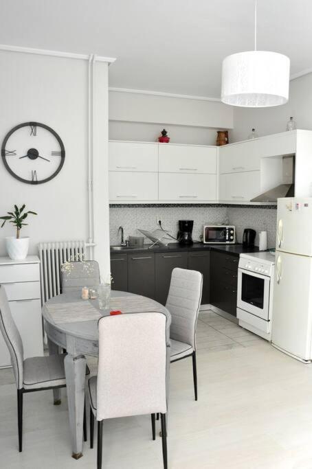 Koukakis Sunshine Roof Apartment Ateny Zewnętrze zdjęcie